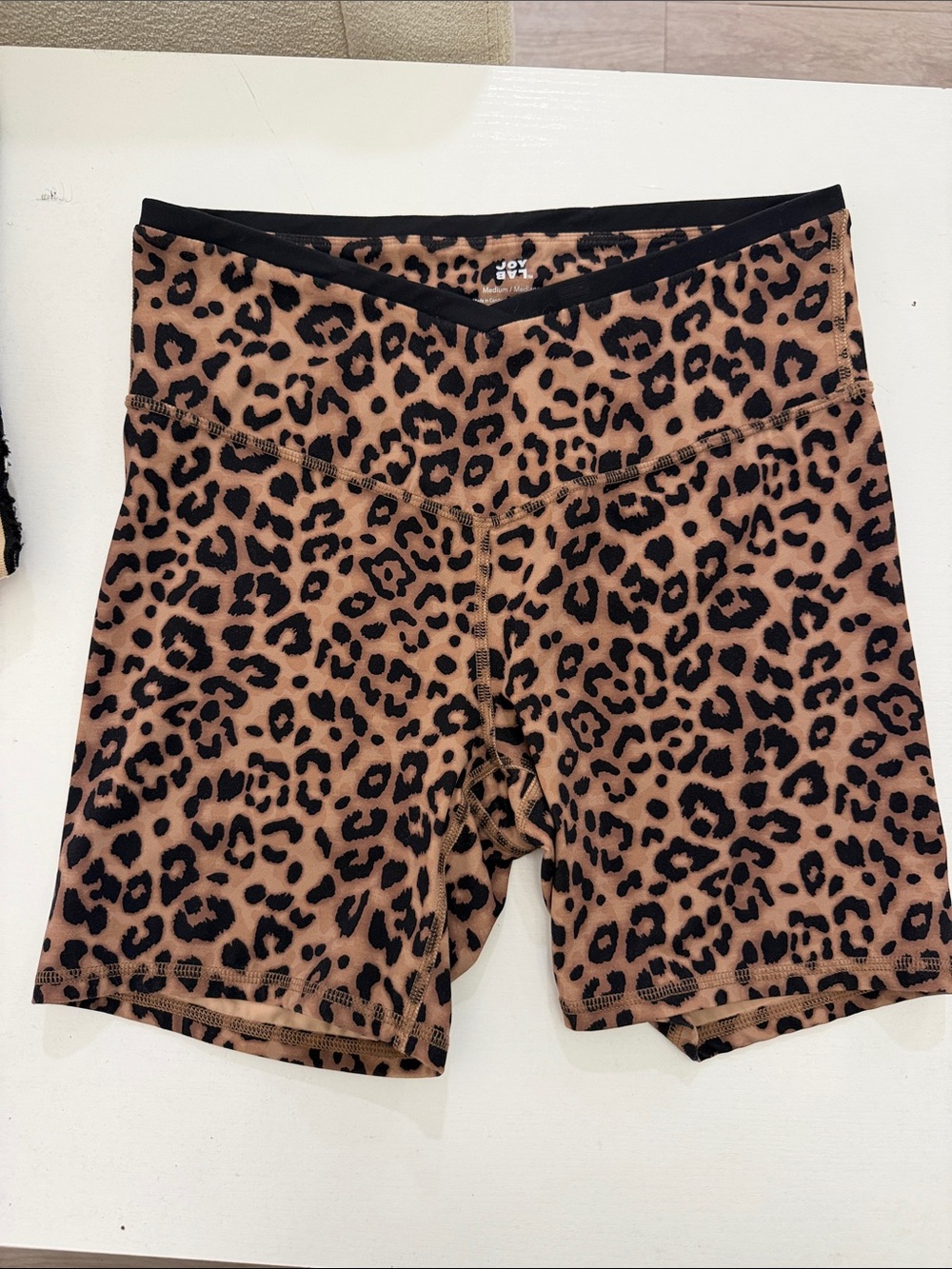 SET- Leopard Print Bralette and Shorts Set - Brown medium! - Picture 2 of 4